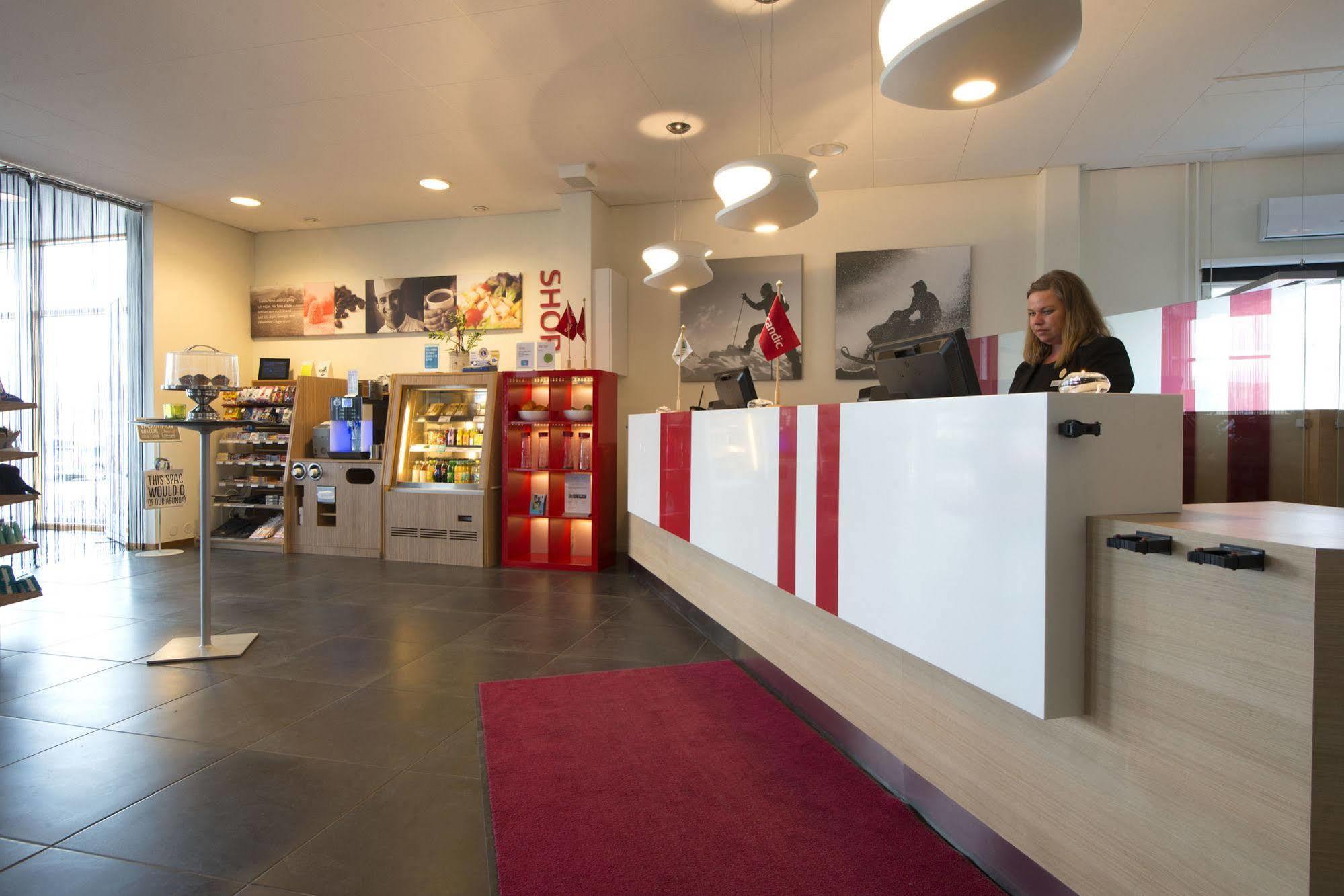 Scandic Oernskoeldsvik Dış mekan fotoğraf
